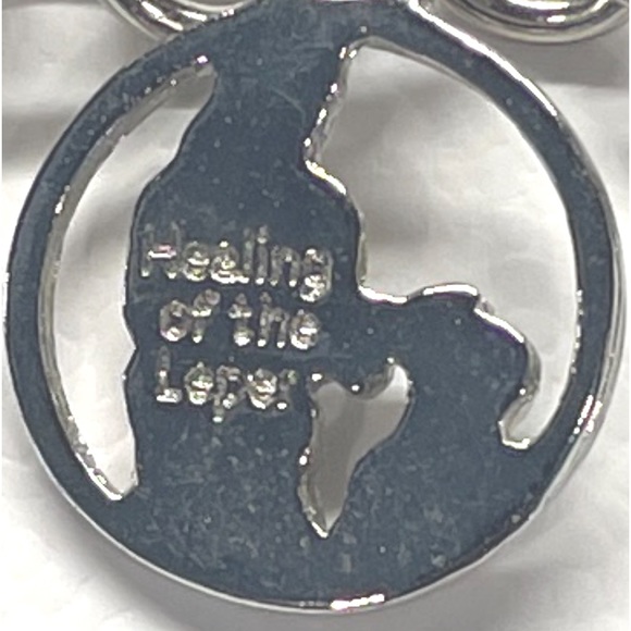 Miracles of Christ heavy sterling silver reversible seven charm bracelet - Picture 14 of 16